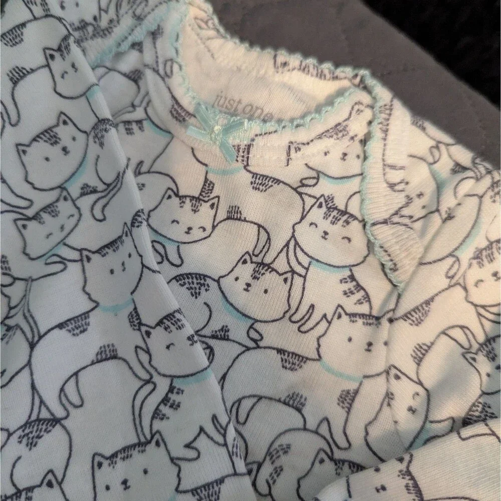 Newborn 3 pc set Just one you (New) Cats